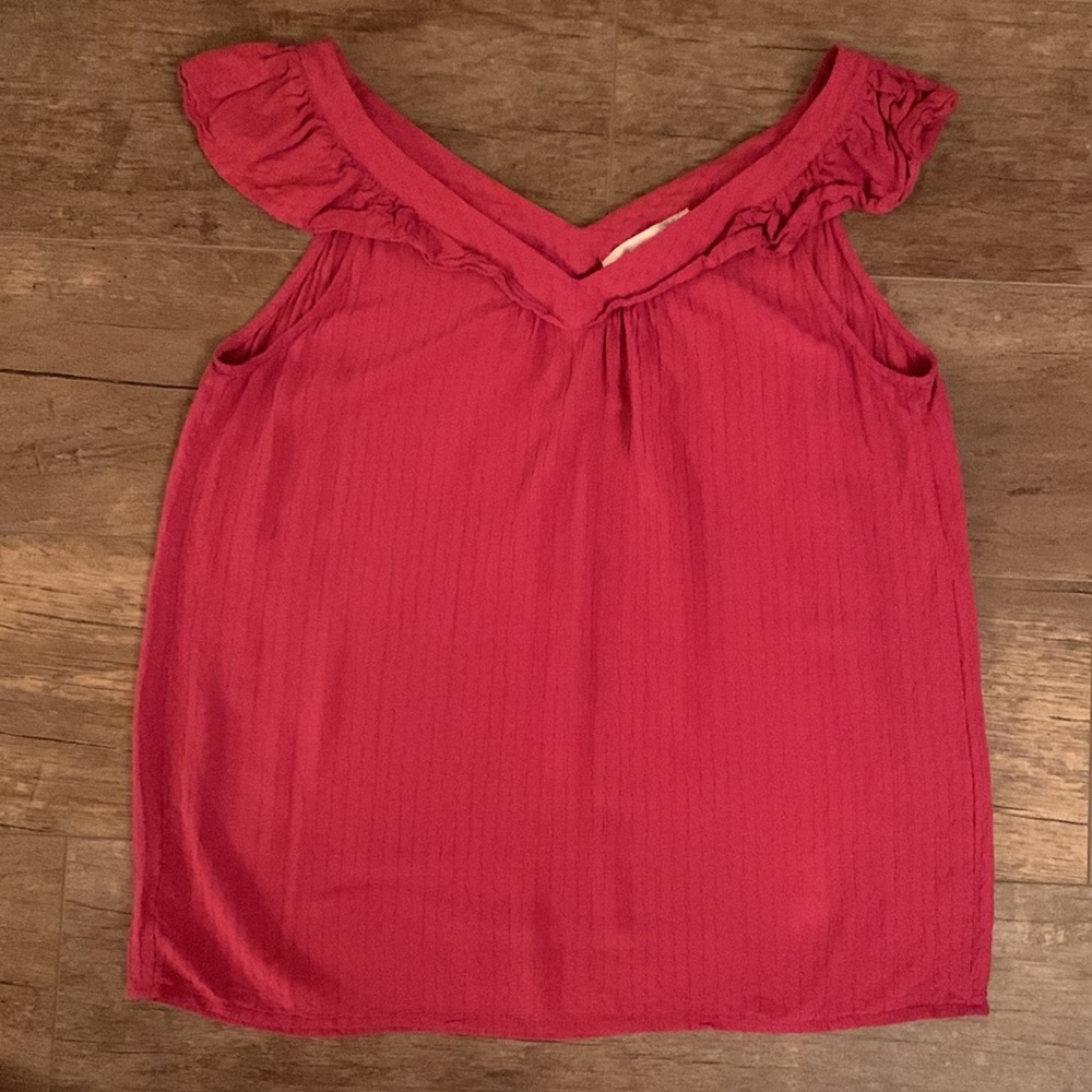 Loft Sleeveless Blouse - Medium